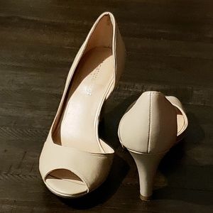 Naturalizer N5 Comfort 2 1/2  Open-Toes Heels shoe